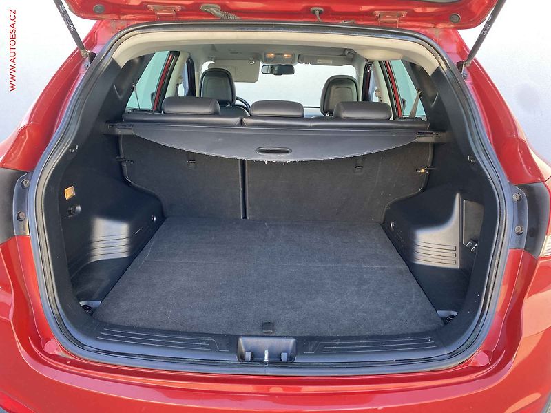 Hyundai ix35 (2010) 2.0i 4x4, ČR, AAC, ČR - fotka 7 z 17