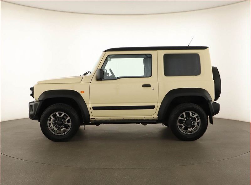 Suzuki Jimny (2023) 1.5 AllGrip - fotka 3 z 11