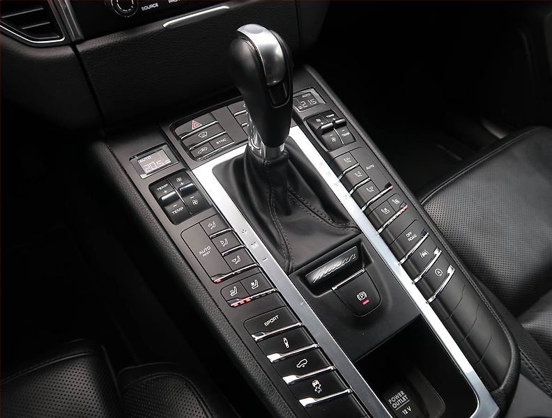 Porsche Macan (2017) S - fotka 19 z 26