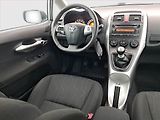 Toyota Auris (2010) 1.6 Valvematic - náhled 7
