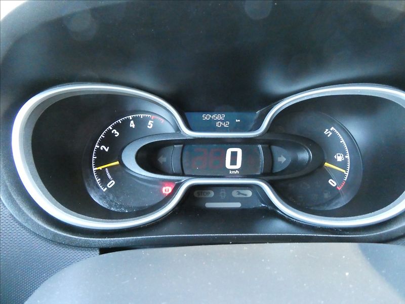 Opel Vivaro 1,6 BiCDTi 107kW Long,8.MÍST,n - fotka 29 z 41