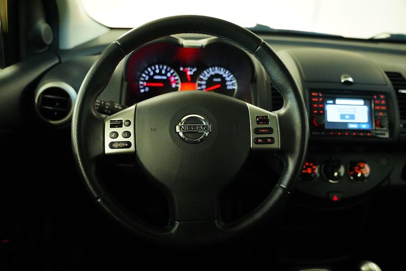Nissan Note - fotka 19 z 23