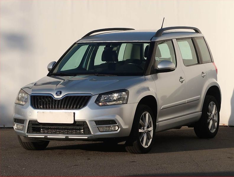 Škoda Yeti (2016) Elegance 2.0 TDI, Tempomat - fotka 2 z 20