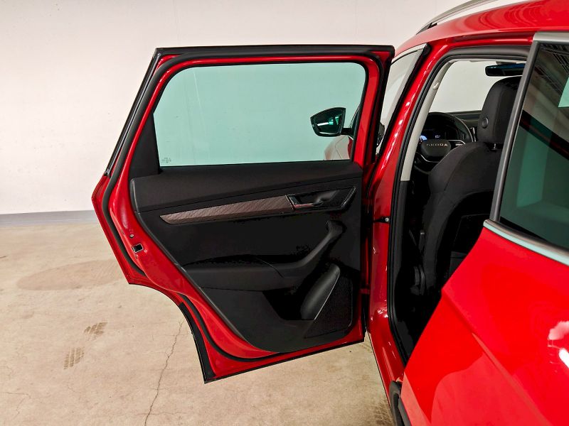 Škoda Karoq (2025) 1.5 TSI 110 kW DSG Top Selecti - fotka 22 z 29