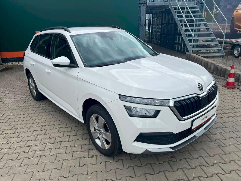 Škoda Kamiq (2023) AMB TS 110/1.5 M6F - fotka 7 z 23