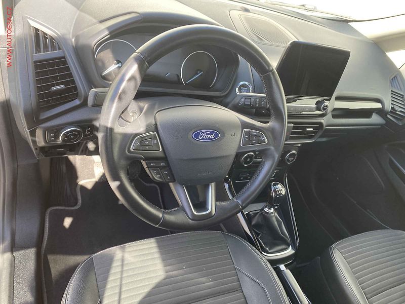 Ford EcoSport (2019) 1.0 EB, Titanium, navi - fotka 12 z 17