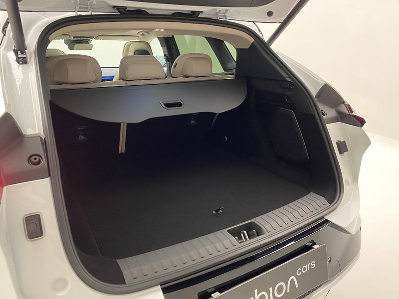 Lynk & Co 08 (2026) MORE PHEV - fotka 6 z 108