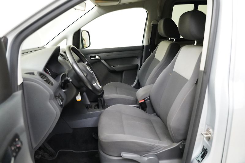 Volkswagen Caddy - fotka 11 z 22
