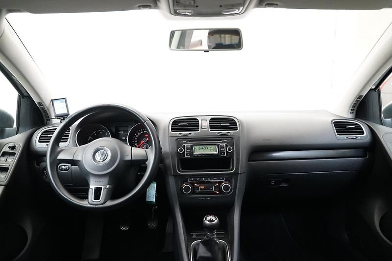 Volkswagen Golf - fotka 17 z 26