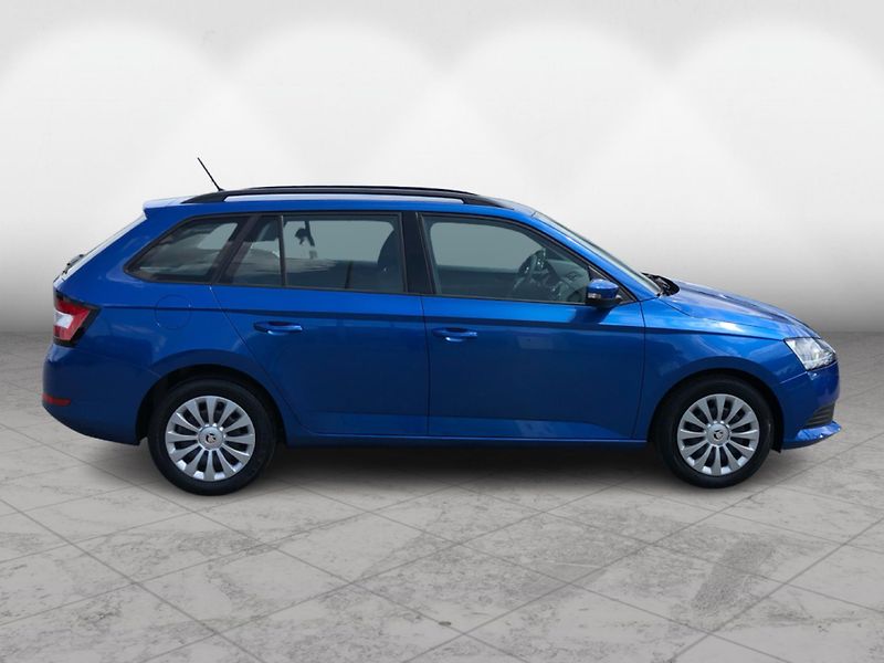 Škoda Fabia COMBI 1.0 TSi ACTIVE - fotka 8 z 27