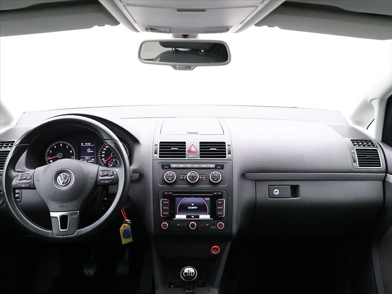 Volkswagen Touran 1.4 TSI 103KW Comfortline Tažn - fotka 20 z 27
