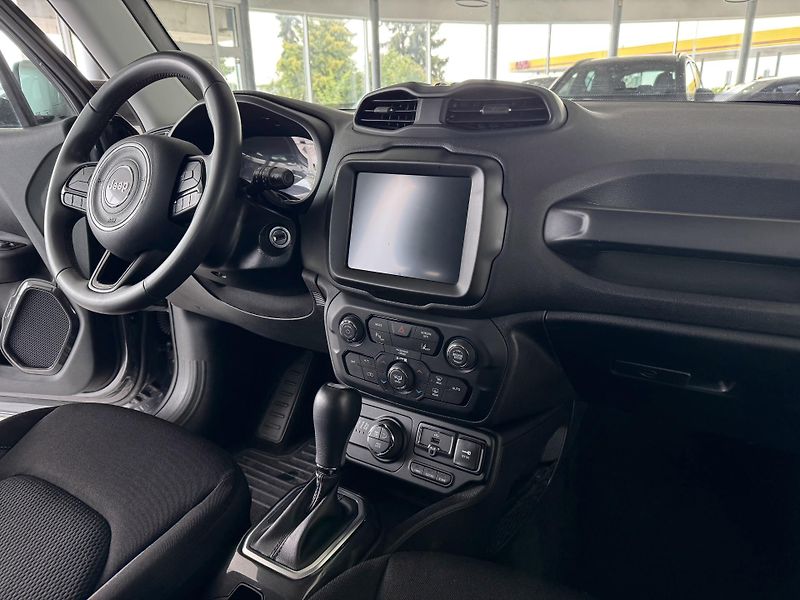 Jeep Renegade 1,3T 4xe*AWD*Distronic*DPH - fotka 14 z 36