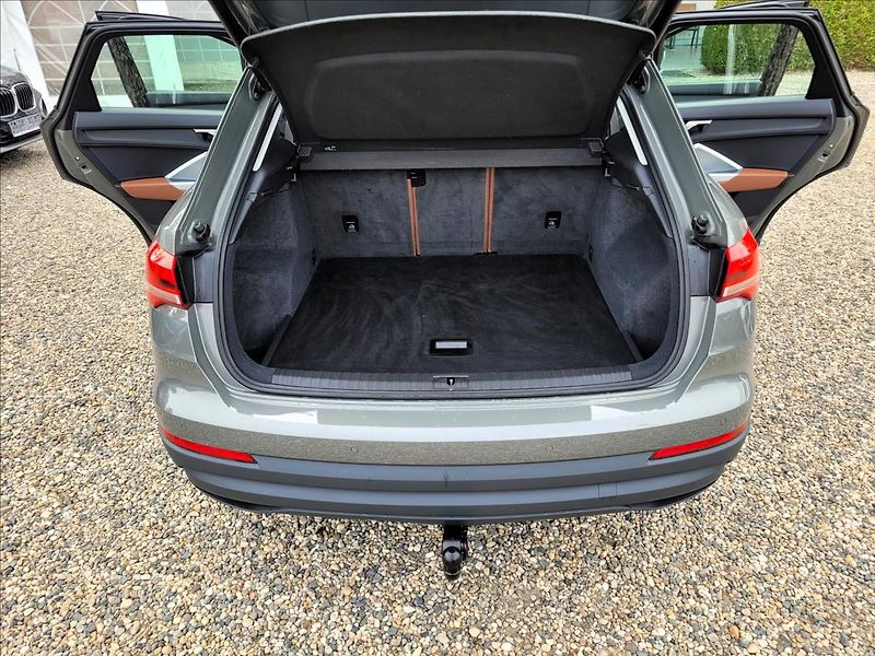 Audi Q3 1,5 TFSI,S-tronic,TFT,kůže - fotka 43 z 50