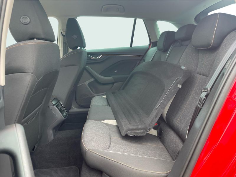 Škoda Scala 1.0 TSi DSG 7st. TOP SELECTION - fotka 12 z 28