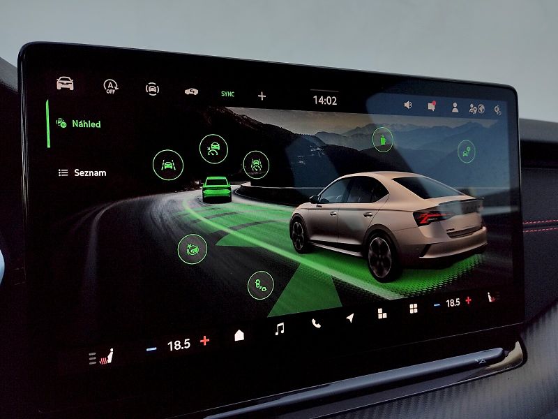 Škoda Octavia (2025) RS 2,0 Tsi 195 Kw DSG - fotka 15 z 40