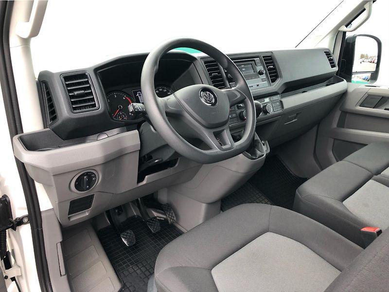 Volkswagen Crafter 2,0 TDI - fotka 5 z 29