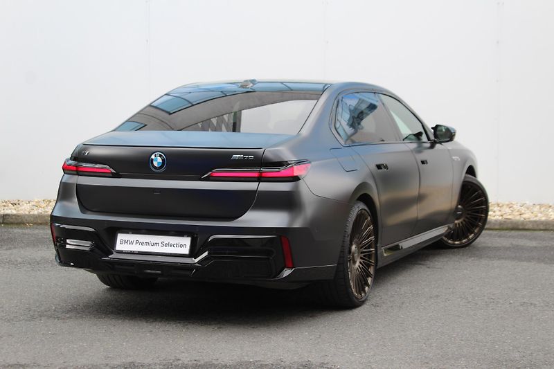 BMW i7 M70 xDrive | ČR | Vossen kola - fotka 2 z 30