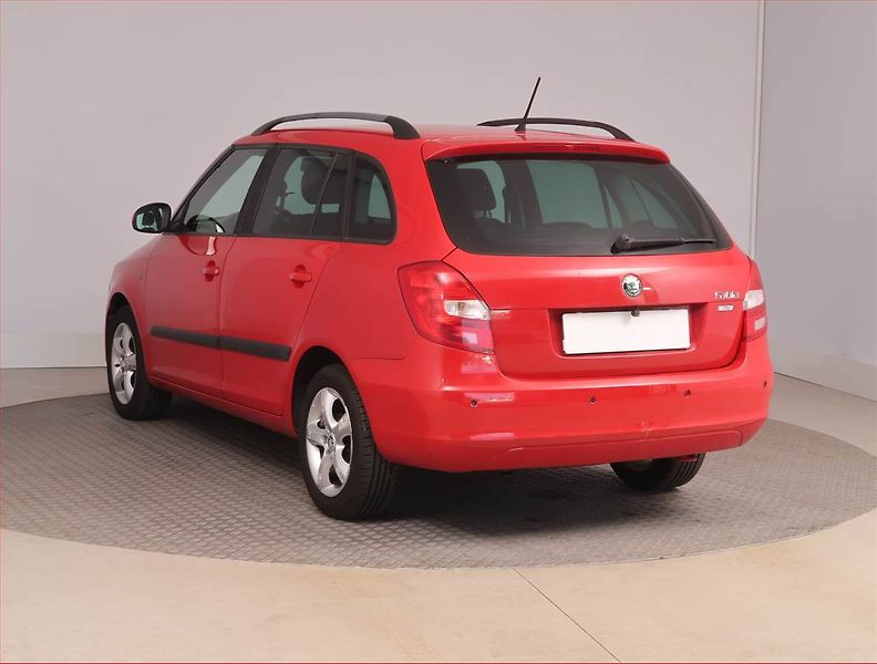 Škoda Fabia (2012) Ambition 1.2 TSI, Tempomat - fotka 4 z 15