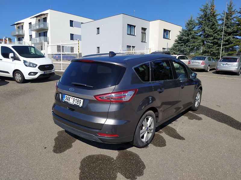 Ford S-MAX (2022) 2.0 EcoBlue 110kW/150k Titaniu - fotka 5 z 20
