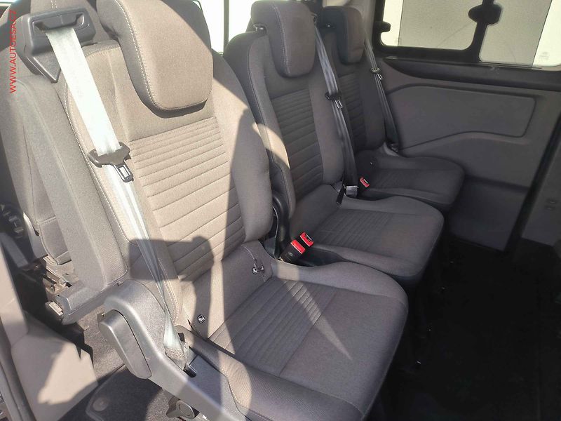 Ford Tourneo Custom (2019) 2.0TDCi L2, 136kW, navi, - fotka 11 z 28