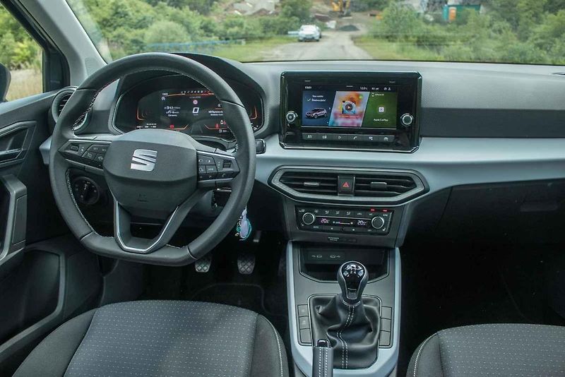 Seat Arona by se měl co nevidět dočkat faceliftu, odcházející model má však stále co nabídnout.