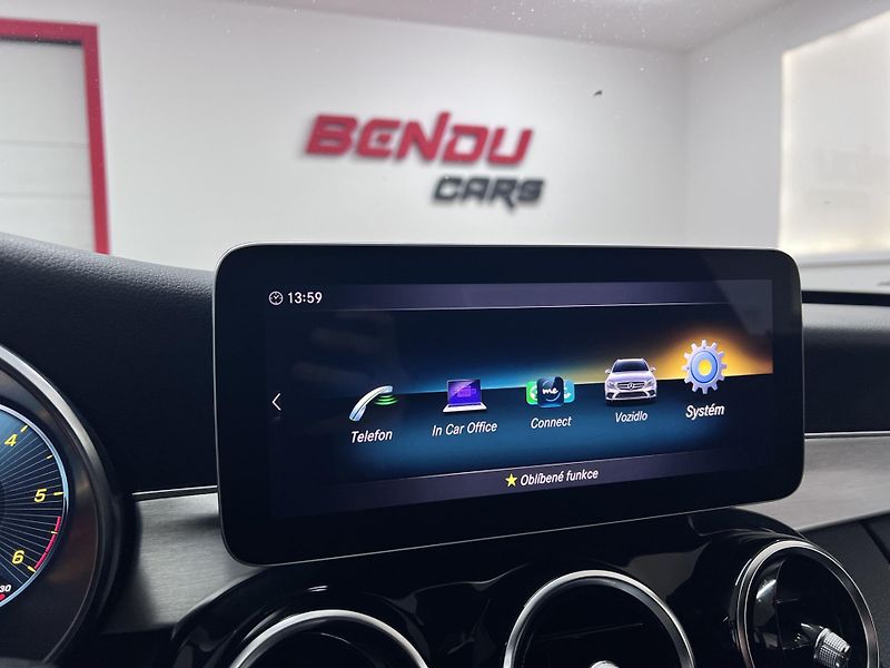 Mercedes-Benz Třídy C 220d 4-Matic Burmester Servis - fotka 27 z 45