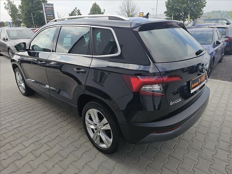 Škoda Karoq 1,5 TSi 110 KW DSG STYLE+ KŮŽE - fotka 8 z 49