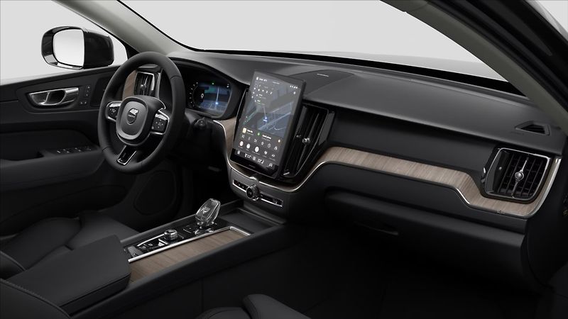 Volvo XC60 (2026) 2,0 B5  Plus Dark - fotka 7 z 10