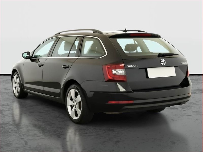 Škoda Octavia (2018) Style 1.8 TSI, Automat - fotka 4 z 19