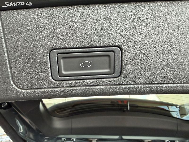 Chery Tiggo 8 (2026) UNIQUE 1,6T-GDI PANORAMA 7MÍST - fotka 29 z 30