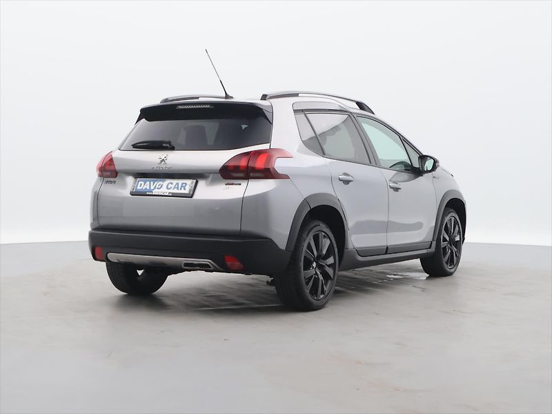Peugeot 2008 1,2 PT 81KW GT-LINE Panorama - fotka 7 z 33