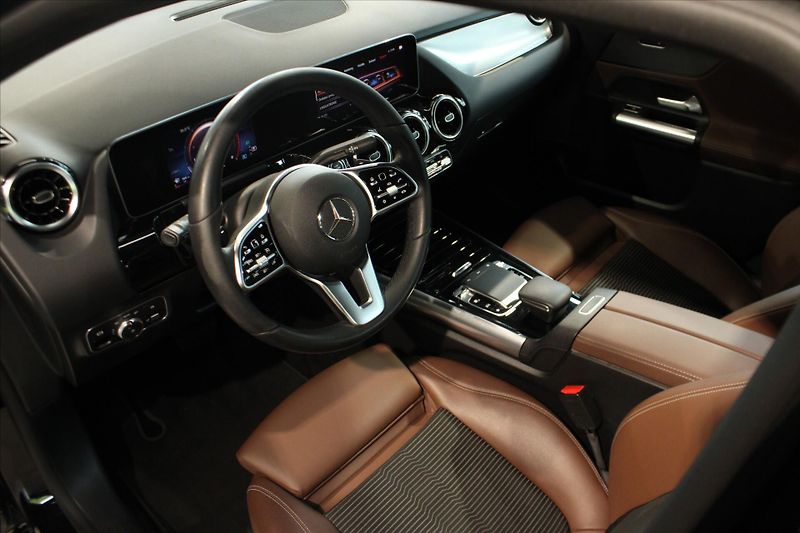 Mercedes-Benz Třídy B 180 Progressive DPH/7G/Kamera - fotka 11 z 34