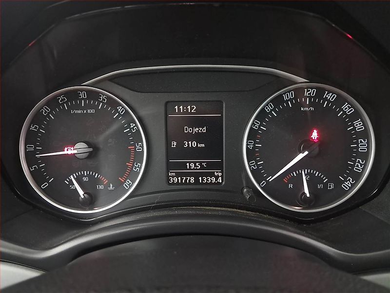 Škoda Octavia (2012) 2.0 TDI, nová STK, Tažné - fotka 11 z 18