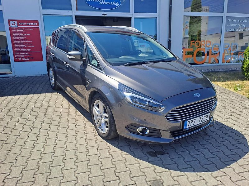 Ford S-MAX (2017) 2,0 TDCi 132 kW 4X4 AUTOMAT  - fotka 3 z 35