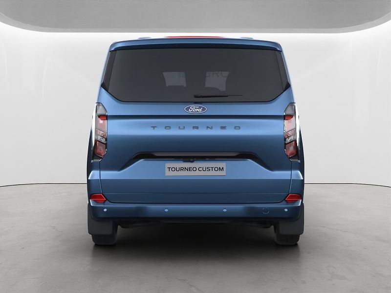 Ford Tourneo Custom (2026) 2,0 EcoBlue L2 TITANIUM - fotka 4 z 7