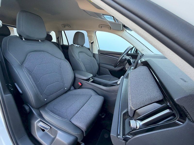 Škoda Kodiaq (2024) 2.0TDI 110kW DSG Selection - fotka 31 z 35