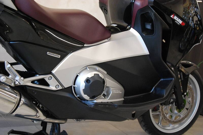 Honda NC 750 D Integra (2013) NC 700 D Integra - hezký stav - fotka 6 z 20