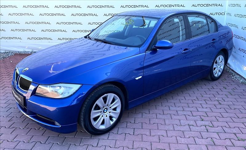 BMW Řada 3 2,0 i,105kW,STK 8/28,serv.kn. - fotka 3 z 22