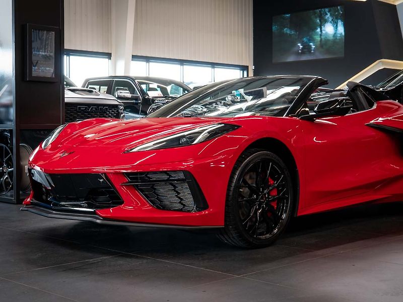 Chevrolet Corvette (2026) 6.2 Cabrio 3LT Z51 Facelift - fotka 12 z 42