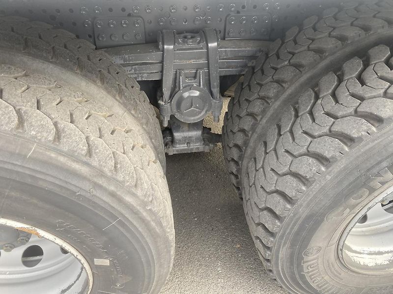 Mercedes-Benz Arocs 3240 8x4 Lieberr TOP STA - fotka 5 z 11