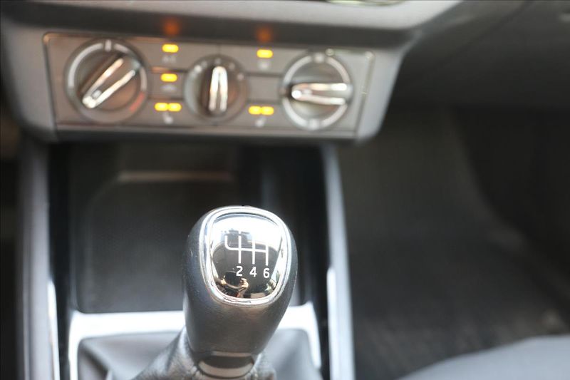 Škoda Scala 1,0 ČR,Klima - fotka 31 z 47