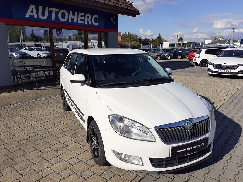 Škoda Fabia (2010) KOMBI 1.6 TDI - fotka 2 z 37