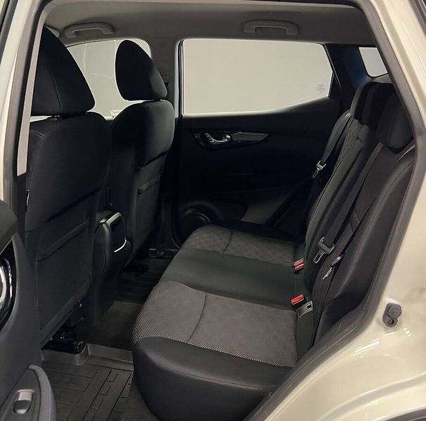 Nissan Qashqai ACENTA - fotka 8 z 14