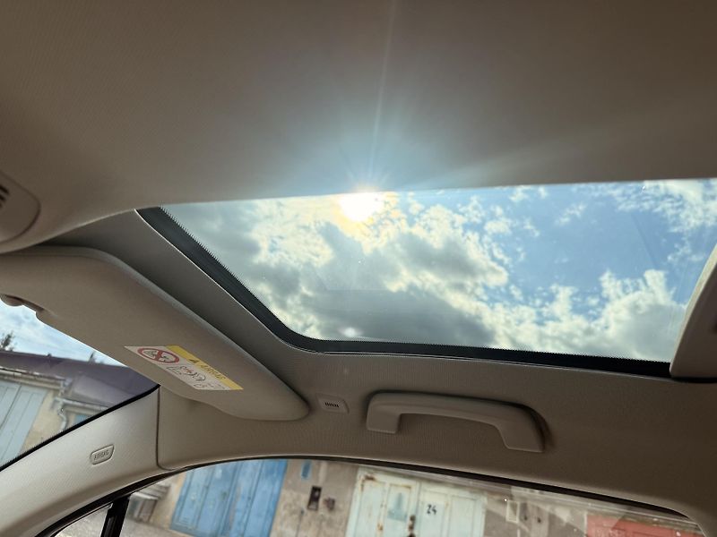 BMW i3 (2021) 120 Ah • 2021 • TOP výbava  - fotka 15 z 31