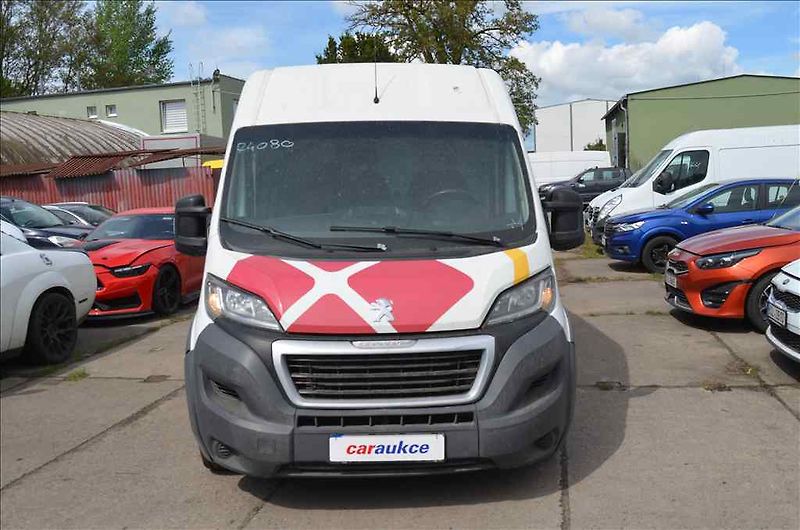 Peugeot Boxer (2016) 2,2 D - fotka 2 z 16