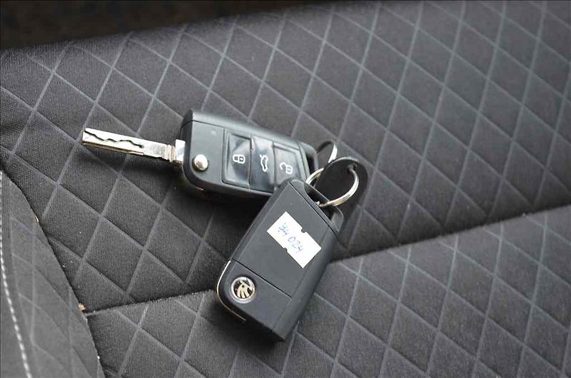 Škoda Superb (2016) III. 2,0 TDI DSG - fotka 20 z 20