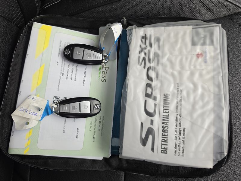 Suzuki S-Cross 1,4 Mild Hybrid AllGrip Premiu - fotka 35 z 45