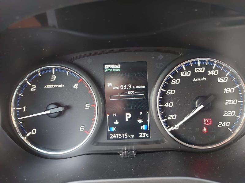 Mitsubishi Outlander (2013) - fotka 14 z 24