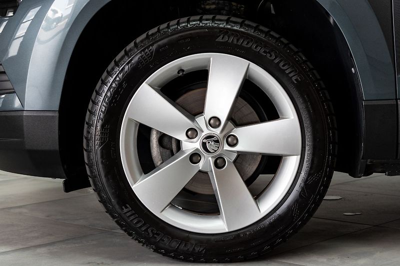 Škoda Karoq 1.5 TSI STYLE*TAŽNÉ*DPH*ČR 1.M - fotka 35 z 44