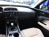 Jaguar XE (2015) E-Performance, Navi, Xenony - náhled 8